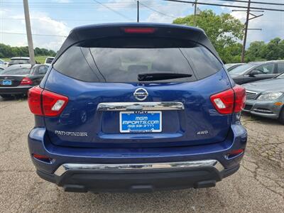 2017 Nissan Pathfinder S   - Photo 6 - Cincinnati, OH 45231