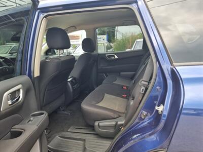2017 Nissan Pathfinder S   - Photo 21 - Cincinnati, OH 45231