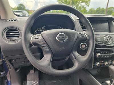 2017 Nissan Pathfinder S   - Photo 12 - Cincinnati, OH 45231