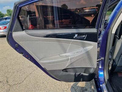 2011 Hyundai SONATA Limited - Photo 31 - Cincinnati, OH 45231