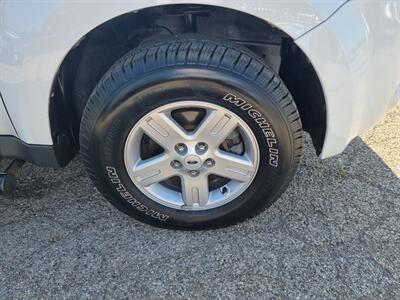 2009 Ford Escape Hybrid   - Photo 36 - Cincinnati, OH 45231