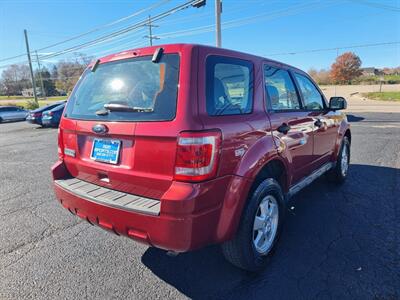 2012 Ford Escape XLS   - Photo 5 - Cincinnati, OH 45231