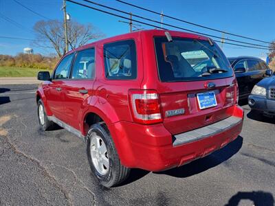 2012 Ford Escape XLS   - Photo 7 - Cincinnati, OH 45231
