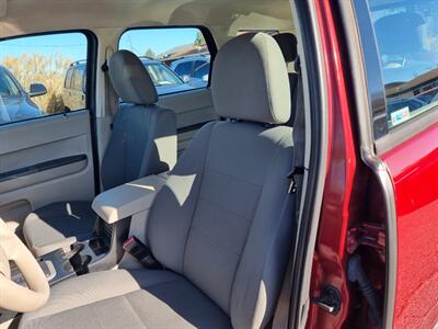 2012 Ford Escape XLS   - Photo 19 - Cincinnati, OH 45231