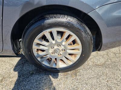 2009 Toyota Sienna XLE   - Photo 35 - Cincinnati, OH 45231