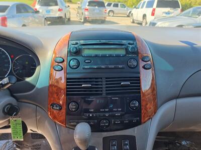 2009 Toyota Sienna XLE   - Photo 14 - Cincinnati, OH 45231