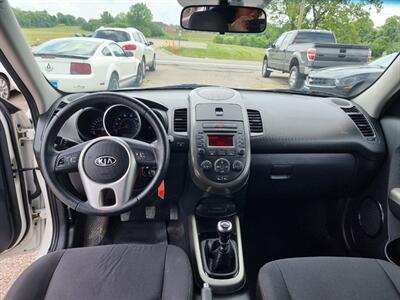 2012 Kia Soul +   - Photo 10 - Cincinnati, OH 45231