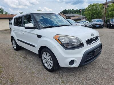 2012 Kia Soul +   - Photo 4 - Cincinnati, OH 45231