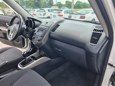 2012 Kia Soul +   - Photo 26 - Cincinnati, OH 45231