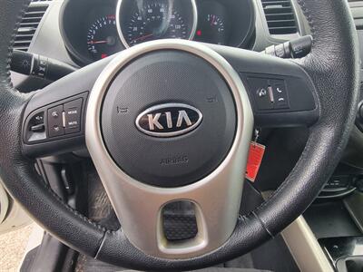 2012 Kia Soul +   - Photo 11 - Cincinnati, OH 45231