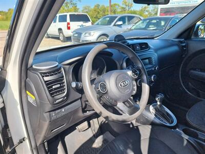 2015 Kia Soul +   - Photo 9 - Cincinnati, OH 45231