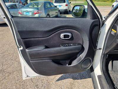 2015 Kia Soul +   - Photo 30 - Cincinnati, OH 45231