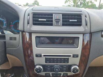 2012 Ford Fusion SEL   - Photo 14 - Cincinnati, OH 45231