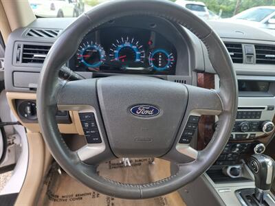 2012 Ford Fusion SEL   - Photo 11 - Cincinnati, OH 45231