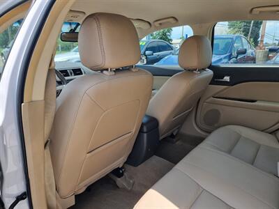 2012 Ford Fusion SEL   - Photo 22 - Cincinnati, OH 45231