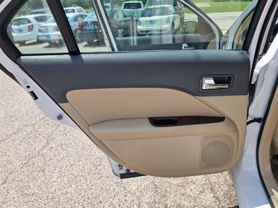 2012 Ford Fusion SEL   - Photo 32 - Cincinnati, OH 45231