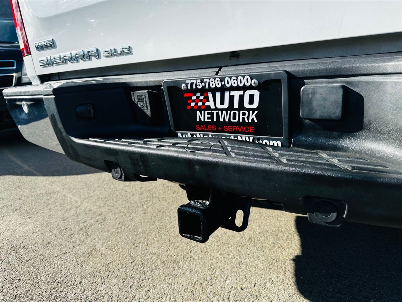 2009 GMC Sierra 1500 SLE - Photo 12 - Reno, NV 89502