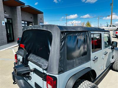 2014 Jeep Wrangler Unlimited Rubicon   - Photo 11 - Reno, NV 89502