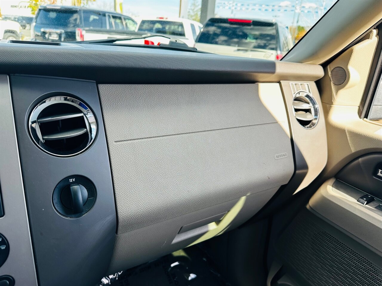 2011 Ford Expedition XLT - Photo 25 - Reno, NV 89502