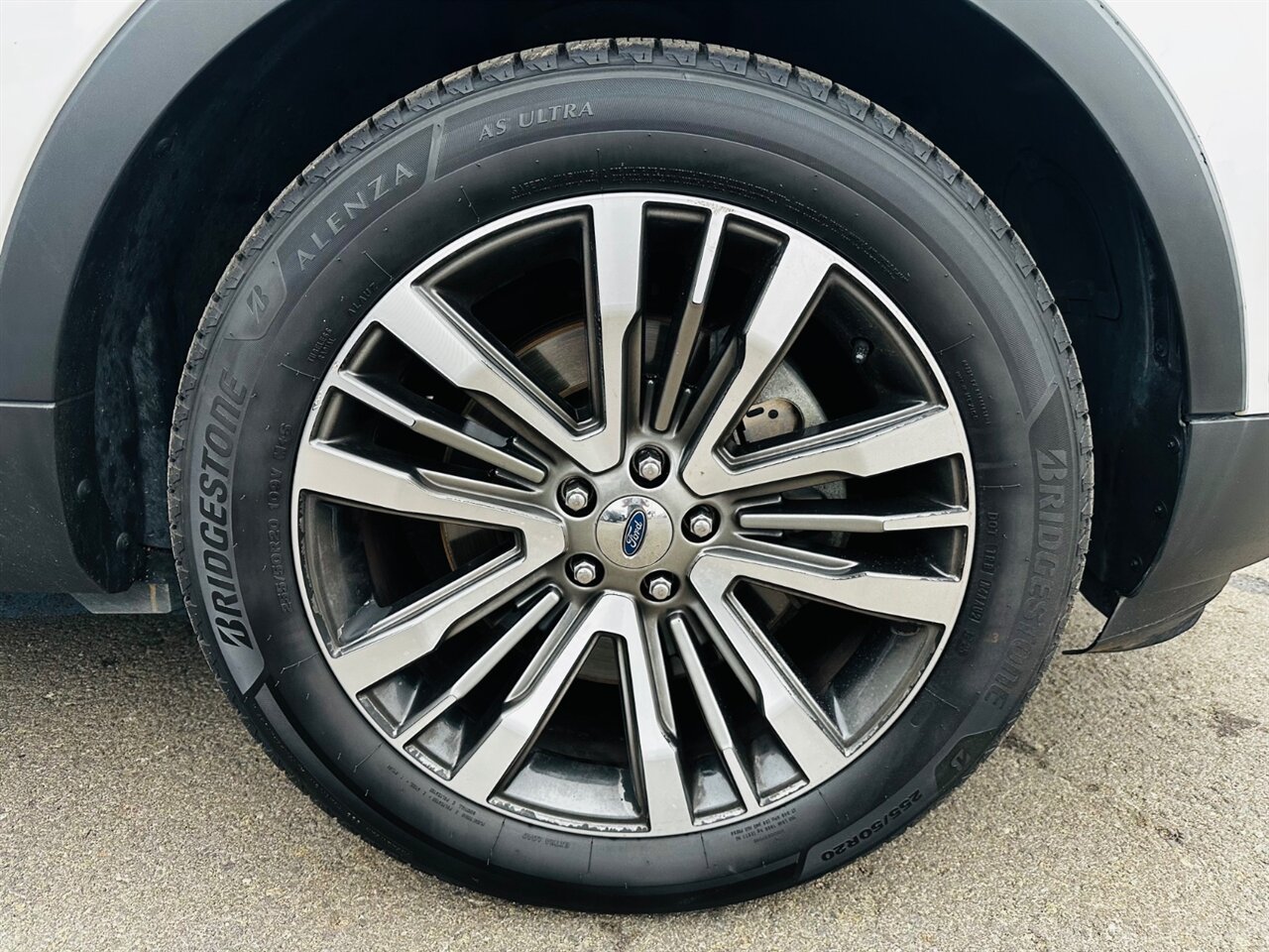 2017 Ford Explorer Platinum - Photo 9 - Reno, NV 89502