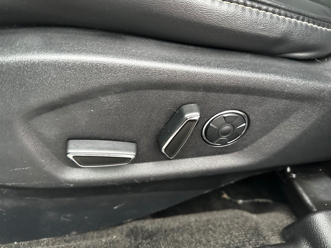 2017 Ford Explorer Platinum - Photo 27 - Reno, NV 89502