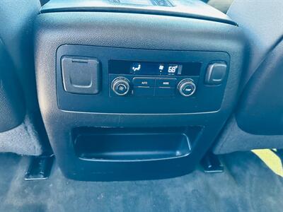 2015 Chevrolet Suburban LS   - Photo 27 - Reno, NV 89502