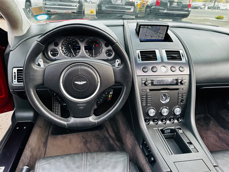 2008 Aston Martin V8 Vantage Roadster photo