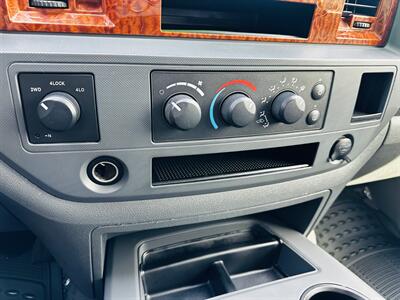 2006 Dodge Ram 1500 SLT SLT 4dr Quad Cab   - Photo 17 - Reno, NV 89502