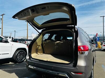 2014 Nissan Pathfinder Platinum   - Photo 8 - Reno, NV 89502