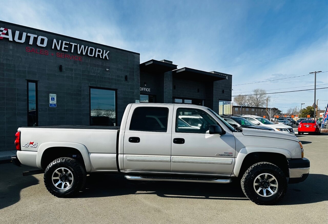 2006 Chevrolet Silverado 2500 LT 4dr Crew Cab - Photo 2 - Reno, NV 89502