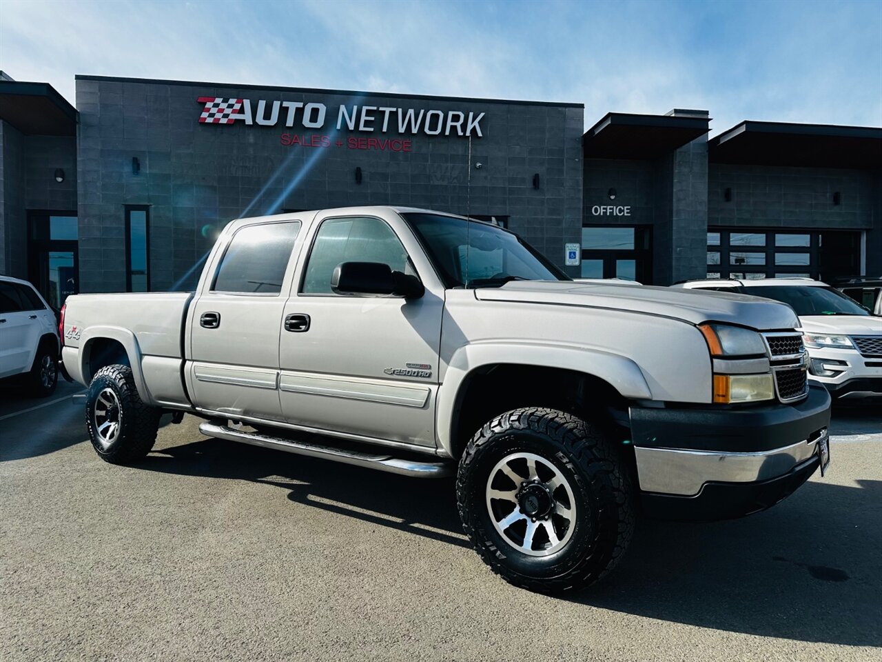 2006 Chevrolet Silverado 2500 LT 4dr Crew Cab   - Photo 1 - Reno, NV 89502