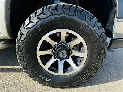 2006 Chevrolet Silverado 2500 LT 4dr Crew Cab - Photo 11 - Reno, NV 89502