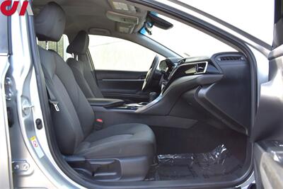 2018 Toyota Camry LE 4dr Sedan! 28 City Mpg! 39 Hwy Mpg! Toyota Safety Sense-P:Pre-Collision Sys w/Pedestrian Detection! Dynamic Radar Cruise Control! Lane Assist! Back Up Camera! Bluetooth! - Photo 23 - Portland, OR 97266