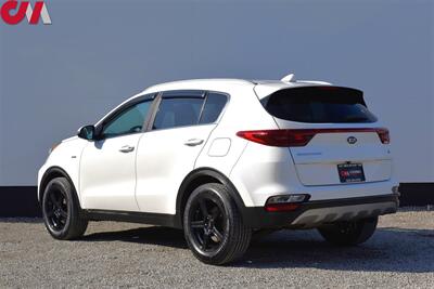 2020 Kia Sportage S AWD 4dr SUV! Back Up Camera! Blind Spot Monitor! Lane Assist! Eco/Sport/Snow Drive Modes! Center Lock Diff! Apple CarPlay! Android Auto! Heated Leather Seats! Tow Hitch! - Photo 2 - Portland, OR 97266