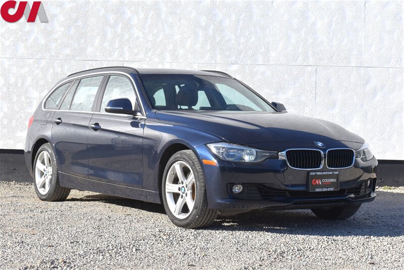 2015 BMW 328i xDrive  AWD 4dr Wagon! Back-Up Cam! Full Park Assist! GPS Nav! Bluetooth! 3 Drive Modes! Full Heated Leather Seats! Winter Package! Pano-Sunroof! Power Liftgate! Trunk Cargo Cover!