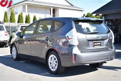 2014 Toyota Prius v Three  Bluetooth! Back Up Camera! EV/ECO/PWR  MODE! All Weather Cargo Mat And Privacy Cover! 44 City MPG! 40 HWY MPG! - Photo 2 - Portland, OR 97266