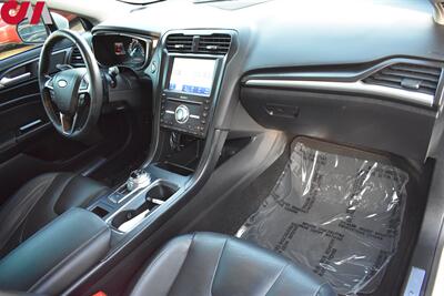 2020 Ford Fusion Titanium  AWD 4dr Sedan Heated & Cooled Leather Seats & Heated Leather Steering Wheel! Apple Carplay! Android Auto! Backup Camera! Sunroof! - Photo 12 - Portland, OR 97266