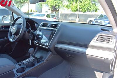 2018 Subaru Outback 2.5i Premium AWD 4dr Wagon EyeSight Assist Tech! X-Mode! Back Up Cam! Blind Spot Monitor! Apple CarPlay! Android Auto! Roof-Rack! Trunk Cargo Cover! - Photo 10 - Portland, OR 97266