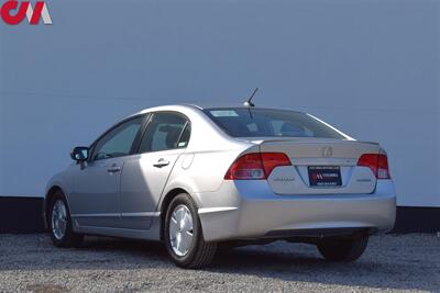 2008 Honda Civic Hybrid  4dr Sedan! 40 Hwy MPG! Hybrid Gas/Electric! CVT Automatic! Dual Front Airbags! Side Curtain Airbags! ABS Brakes! AM/FM Radio! Built In Navigation! - Photo 2 - Portland, OR 97266