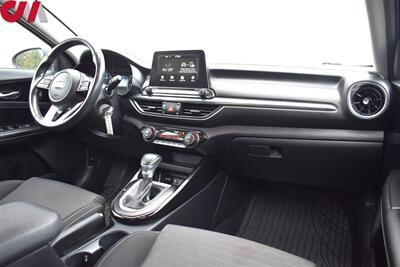 2019 Kia Forte S  4dr Sedan! 30 City MPG! 40 Hwy MPG! Back Up Camera! Lane Assist! Sport Drive Mode! Apple CarPlay! Android Auto! All Weather Floor Mats! - Photo 12 - Portland, OR 97266