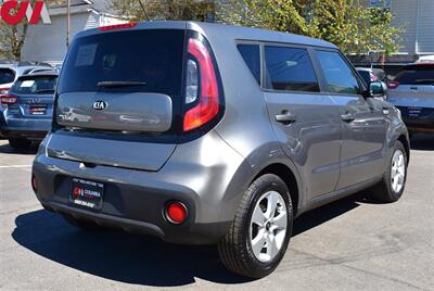 2018 Kia Soul LX  4dr Crossover Eco Mode! Traction Control! Bluetooth w/Voice Activation! USB & AUX In! WeatherTech Rubber Floor Mats! - Photo 5 - Portland, OR 97266