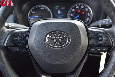 2022 Toyota RAV4 Hybrid LE  AWD 4dr SUV! Toyota Safety Sense 2.0! Blind Spot Monitor! Lane Assist! Rear View Camera! Lane Assist! 41 City MPG! 38 HWY MPG! Bluetooth! Trail/Sport/Eco/EV Modes! - Photo 14 - Portland, OR 97266