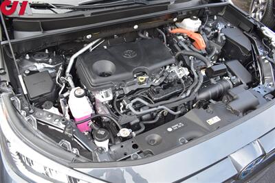 2022 Toyota RAV4 Hybrid LE  AWD 4dr SUV! Toyota Safety Sense 2.0! Blind Spot Monitor! Lane Assist! Rear View Camera! Lane Assist! 41 City MPG! 38 HWY MPG! Bluetooth! Trail/Sport/Eco/EV Modes! - Photo 26 - Portland, OR 97266