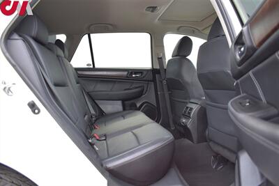 2018 Subaru Outback 3.6R Limited AWD 4dr Wagon! Apple CarPlay And Android Auto! Rearview Camera! Adaptive Cruise Control! Lane Departure Warning! Reverse Automatic Braking! Blind-Spot Detection With Rear Cross-Traffic Alert! - Photo 31 - Portland, OR 97266