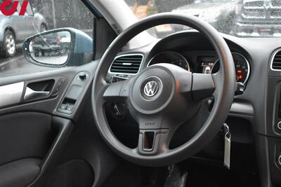 2011 Volkswagen Golf 2.5L PZEV  2dr Hatchback Low Mileage! 5 Speed Manual! Heated Seats! Bluetooth! Sunroof! - Photo 14 - Portland, OR 97266