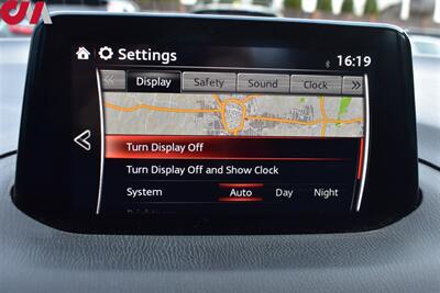 2015 Mazda Mazda3 i Sport  4dr Sedan 30 City/ 41 Highway MPG! Bluetooth! Navigation! Backup Camera! - Photo 17 - Portland, OR 97266