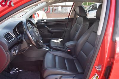 2014 Volkswagen Jetta SportWagen TDI  4dr Wagon Heated Leather Seats! Backup Camera! Roof-Rack! 29 City MPG! 39 HWY MPG! - Photo 10 - Portland, OR 97266