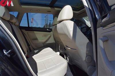 2014 Volkswagen Jetta SportWagen TDI  4dr Wagon 6A w/Sunroof! Bluetooth! Back-Up Camera! Heated & Powered Leather Seats! Roof Rails! Traction Control! Trunk Cargo Cover! 29MPG City! 39MPG Hwy! - Photo 19 - Portland, OR 97266