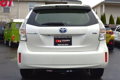 2013 Toyota Prius V Two  4dr Wagon Power, ECO & EV Modes! Bluetooth! Backup Camera! - Photo 4 - Portland, OR 97266