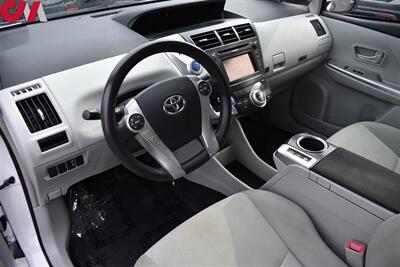 2013 Toyota Prius V Two  4dr Wagon Power, ECO & EV Modes! Bluetooth! Backup Camera! - Photo 3 - Portland, OR 97266
